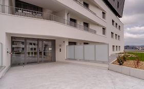 Le 305 - T3 With Garage And Beautiful Terrace