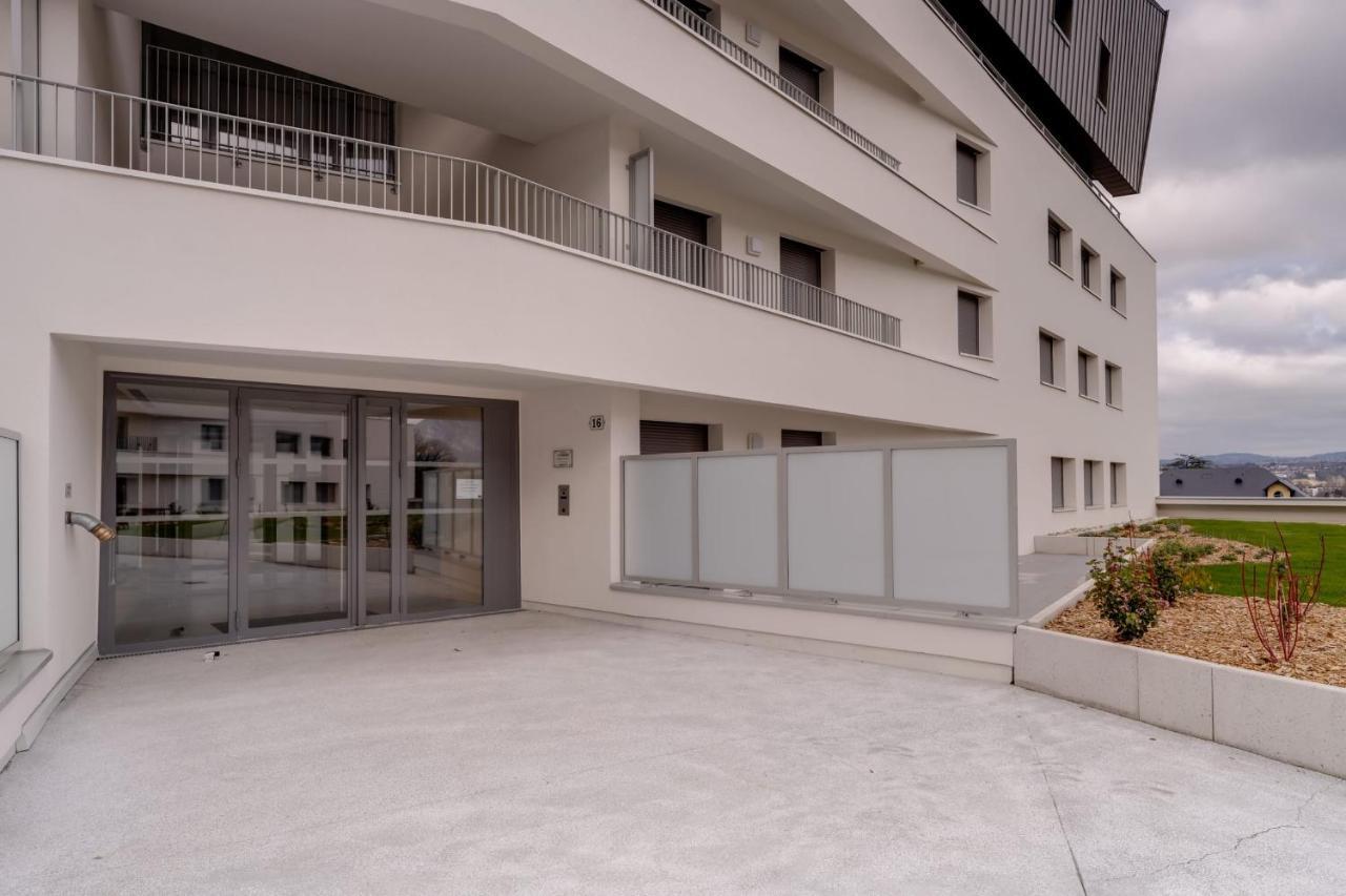 Villa Le 305 - T3 With Garage And Beautiful Terrace à Annecy Extérieur photo